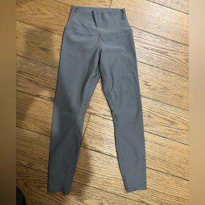 Airlift High Waist 7/8 Leggings Alo XS Gray